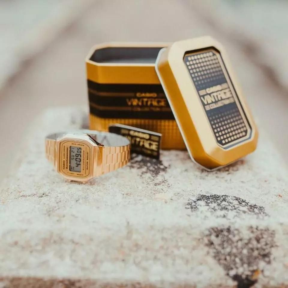 Casio Vintage 168 | Digital Unisex Watch (Gold)